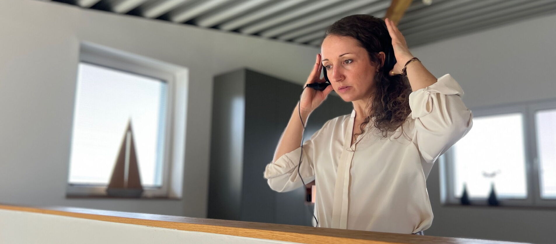 Intérprete profesional – Servicios lingüísticos fiables para cualquier evento Intérprete profesional – Servicios de traducción confiables y precisos para sus necesidades